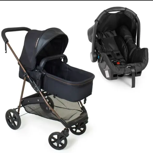 Carrinho de bebê e bebê conforto Galzerano