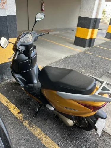 Honda Lead muito nova NÃO ACEITO TROCA