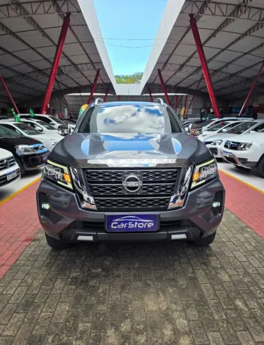 Nissan Frontier XE CD 4X4 2.3 Bi-TB Diesel Aut. 2025