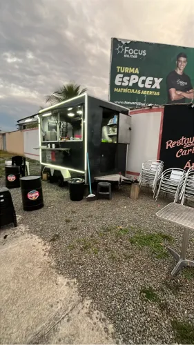 Trailer todo de inox