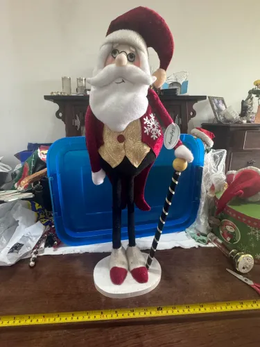 Papai Noel de fraque e bengala em média 51 cm