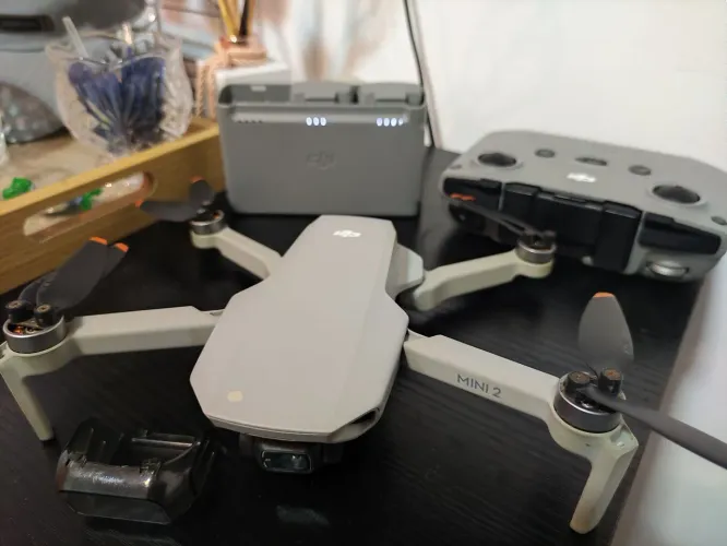 Drone DJI mini 2 fly more