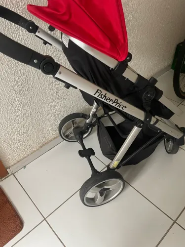 Carrinho Fisher-Price 2 em 1 - vira moisés