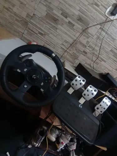 Volante g920 pedal g923 perfeito estado