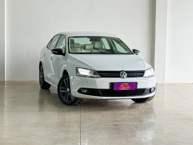 Volkswagen Jetta Comfortline 2.0 T.flex 8V 4P Tipt. 2014