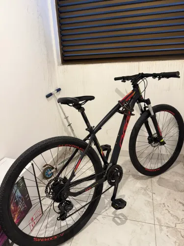 OGGI Hacker HDS aro 29 2022