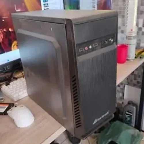 Desktop Intel Core I5 4a Geração 16gb Ssd 240gb WifiObs:Não faço rolo nem troca somente ve