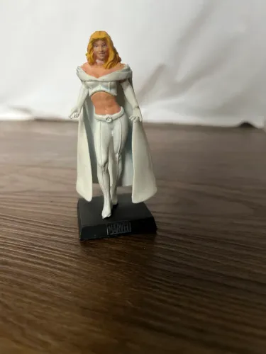 Miniatura Emma Frost Eaglemoss