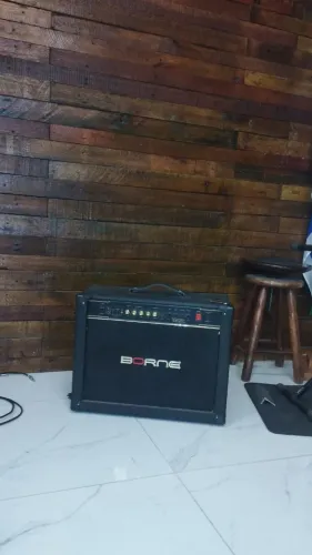 AMPLIFICADOR BORNE 2 ALTOFALANTES 