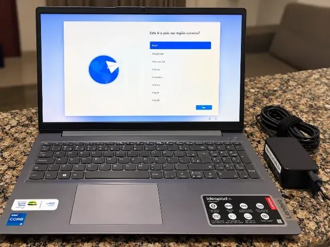 Lenovo IdeaPad 3i i5 11ª geração 8GB SSD 256GB 15,6? Full HD