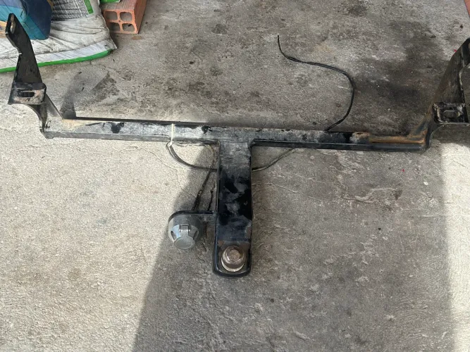 Vendo reboque novo para renegade por $450