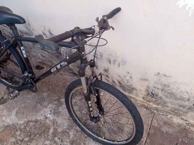 Bicicleta aro 26 (Leia a descrição)
