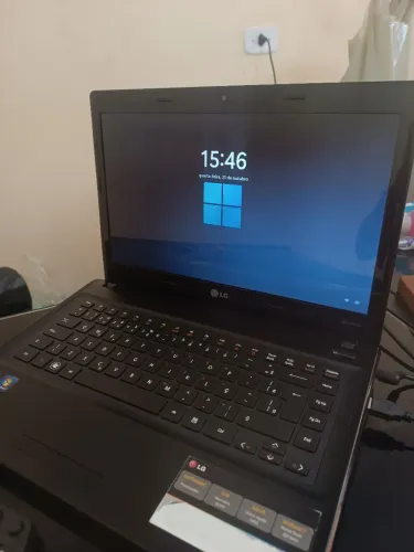 VENDO NOTEBOOK LG IDEAL PARA DJs e ESTUDOS