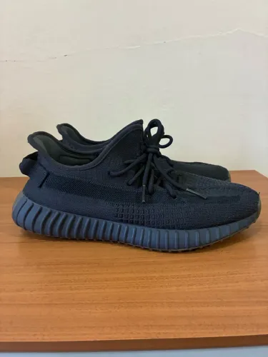 Yeezy 350 V2 Cinder 44 Original