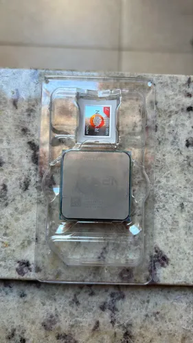 Processador Ryzen 5 4500 funcionando perfeitamente