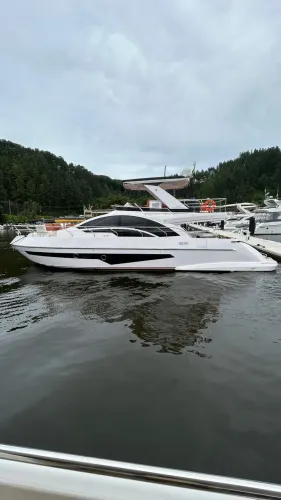 Intermarine 56