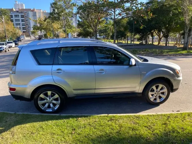 Mitsubishi Outlander 3.0/ GT 3.0 V6 Aut. 2010