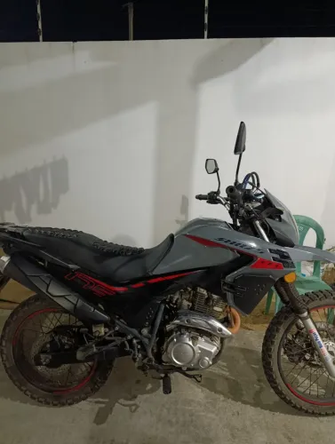 MOTO SHI 175 EFI