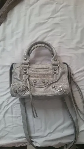 bolsa cinza