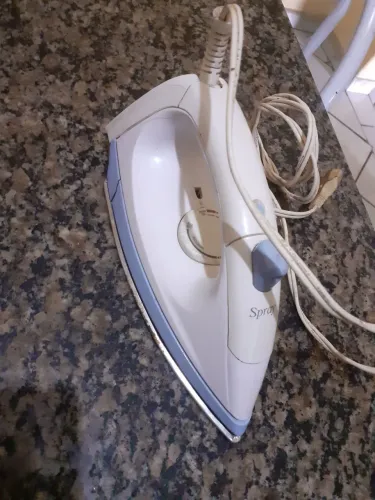 Vendo ferro de passar