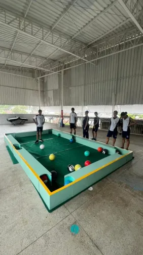 Sinuca Soccer para eventos,  Jogar com os pés 