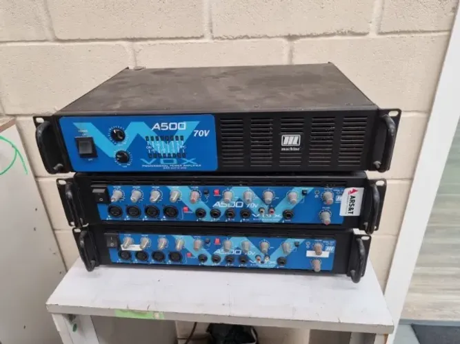 Amplificador 70v Vox - R$ 400,00 Cada