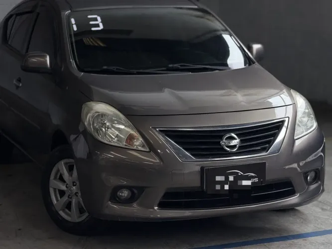 Nissan Versa SL 1.6 16V Flex Fuel 4P Mec. 2013