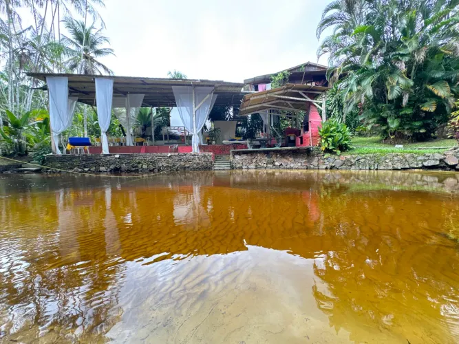 VENDO BALNEÁRIO + POUSADA COM 2 IGARAPÉS COM CORREDEIRAS 