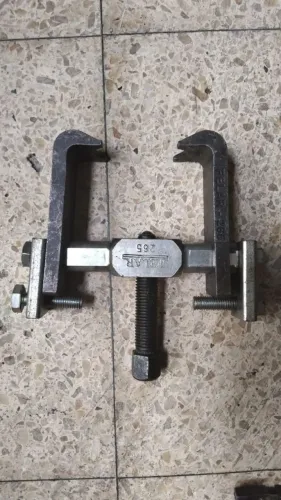 Extrator de pivô e terminal de direção 