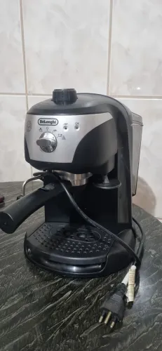 Cafeteira espresso DeLonghi