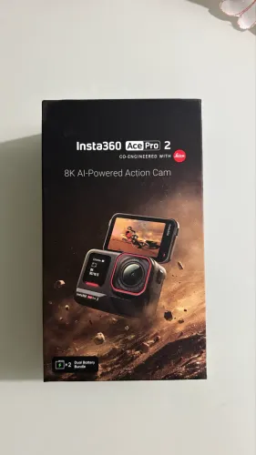Filmadora Insta360 Ace Pro 2 8K + Cartão 512GB + 5 Acessórios À Parte