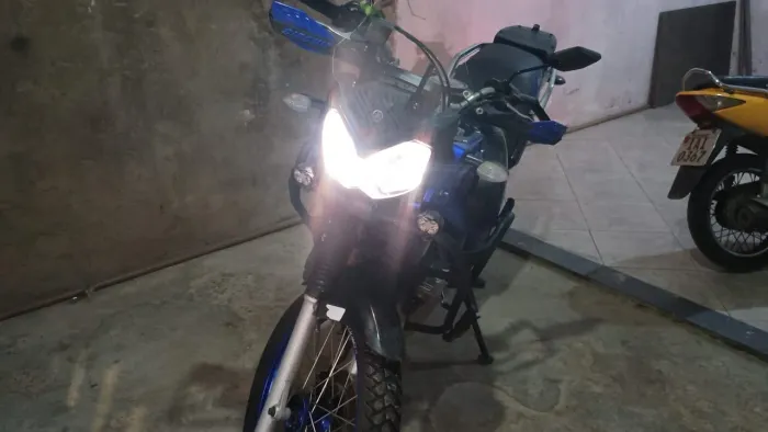 XTZ Ténéré 250 Cl ano 2018/19 valor 21 mil ja licenciada 2026 final 4
