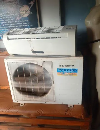 Vendo ar condicionado Electrolux 9000 BTUs convencional