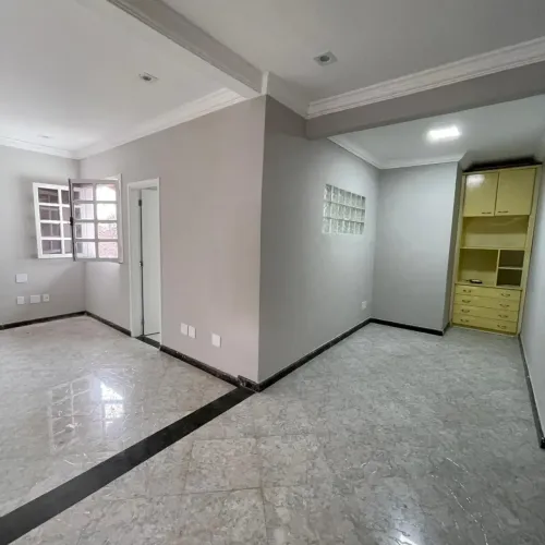 Casa Duplex, com 5 quartos, sendo 2 suítes, piscina - Manaus - AM