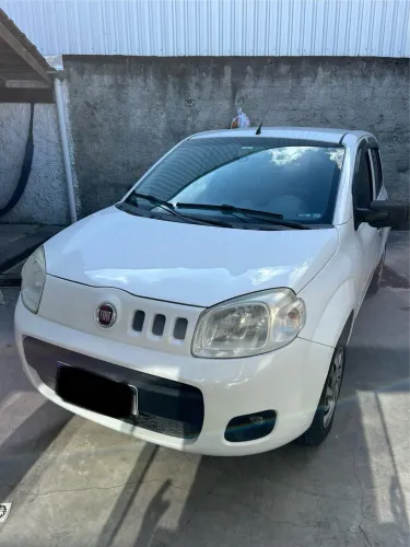 Fiat Uno Vivace Celeb. 1.0 EVO F.flex 8V 5P 2014