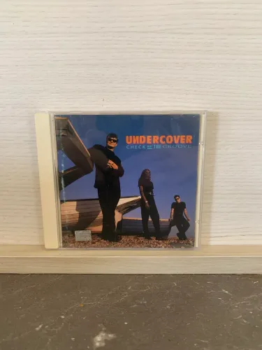 CD Undercover - Check Out The Groove