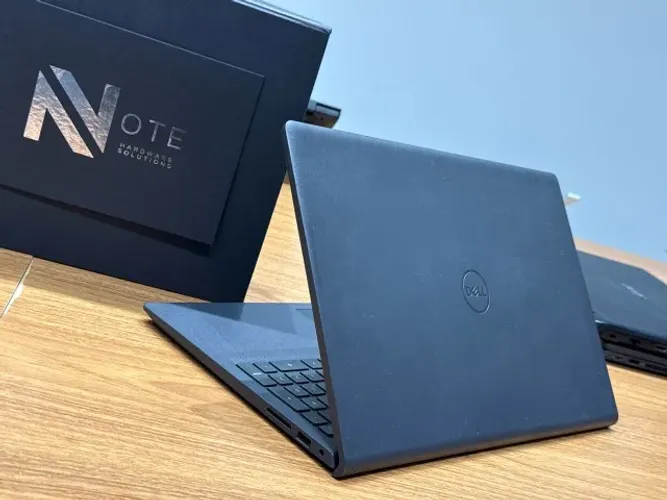 Notebook Dell Inspiron 15 3520 i7 12ª Geração 16GB SSD NVMe 120Hz - Garantia e NF