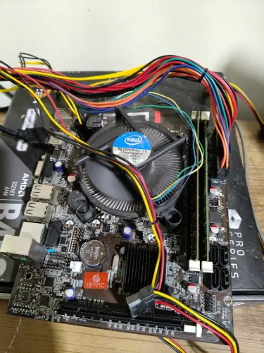 Kit Intel core i5 com 8 giga de memória