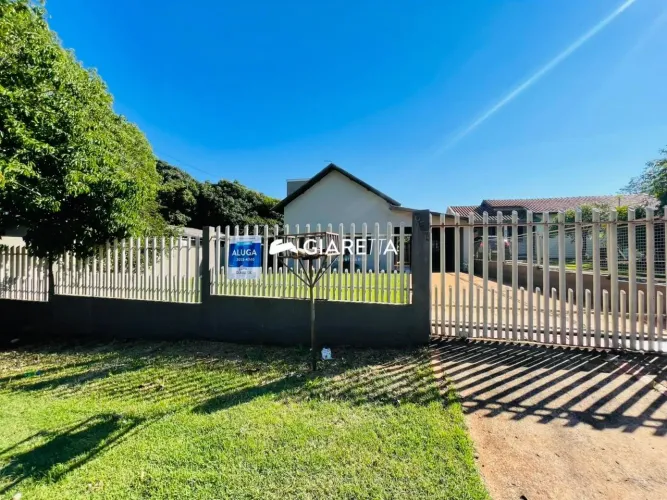 Casa semi-mobiliada com excelente sobra de terreno no JARDIM EUROPA, TOLEDO - PR