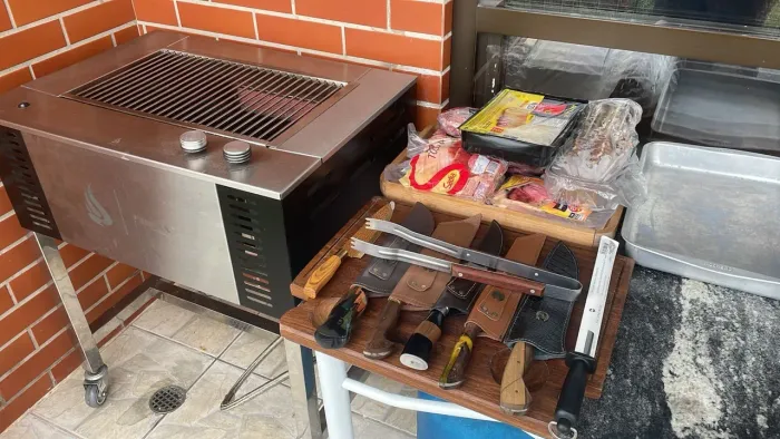 Churrasqueira Dinoxx DXX MASTER 301 + Carrinho de Suporte