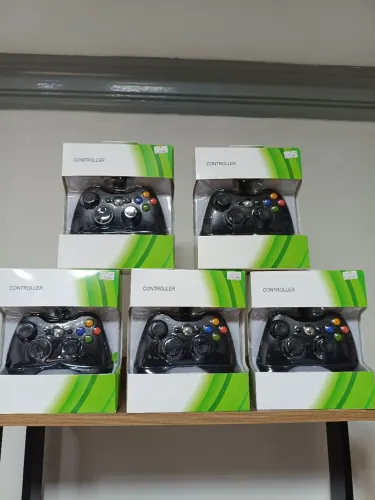 Controle Xbox 360 com fio