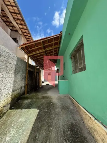 Casa Ampla para Locação no Bairro Maria Helena - Belo Horizonte -MG, 4 Quartos e 2 Vagas d