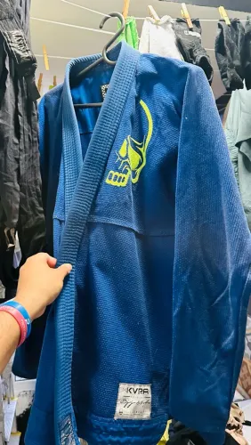 Kimono Kvra 3 unidades cada 350