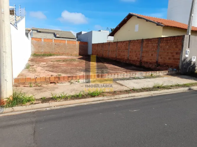 Terreno em Parque Residencial Maria Zorita - São José do Rio Preto, SP