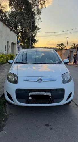 Fiat Palio Attractive 1.0 EVO Fire Flex 8V 5P 2015