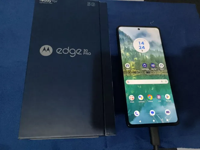 Moto Edge 30 pro (usado) 