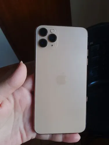 iPhone 11 pro max 256gb *tela quebrada*