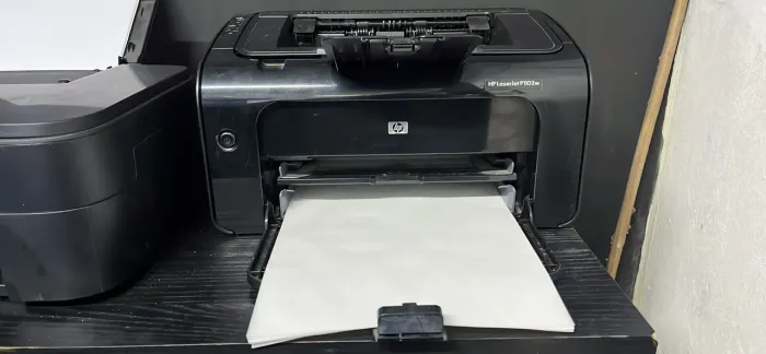 Impressora HP laserjet p1102w