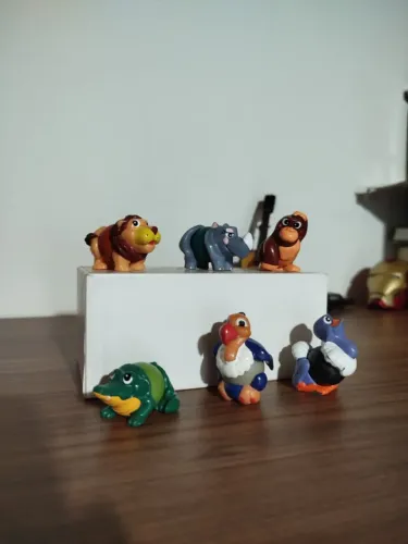 Coleção Kinder Ovo Bichos Bola Anos 90
