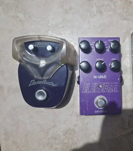Vendo pedais para guitarra(delay e Reverb